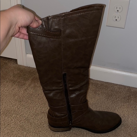 Tall Riding Boots - Picture 3 of 6